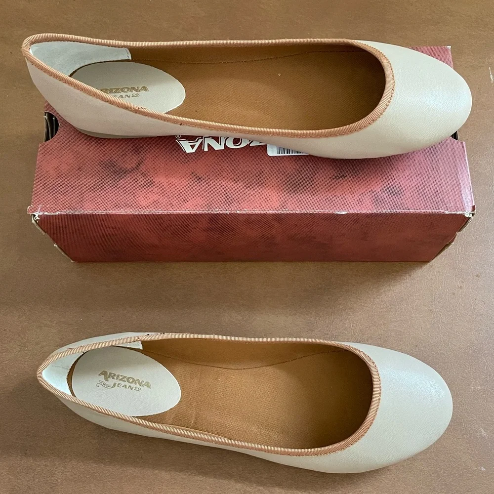 Arizona Jean Company Aiden NWT 🎉Host Pick!🎉 flats shoes size 10 in natural - Picture 4 of 8